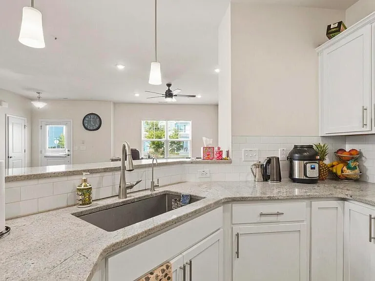 321 Parker Station Ave — Photo 5