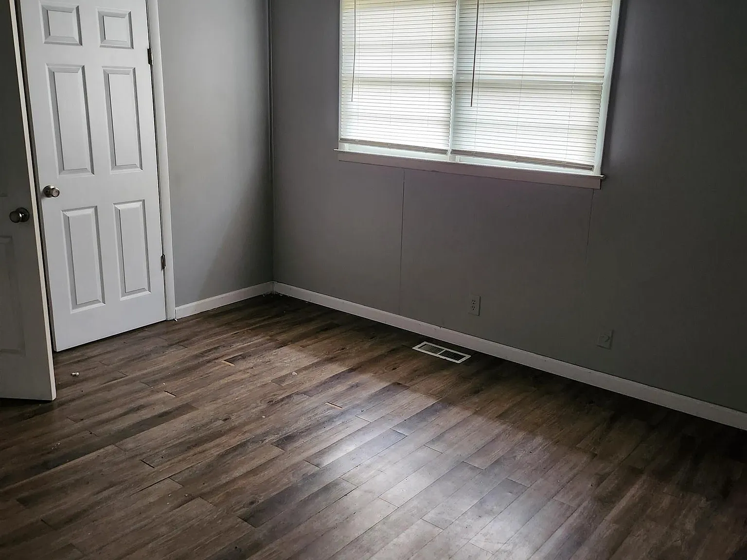 2 bed, 1.5 bath, 1089 sqft, $1,150 — Photo 4