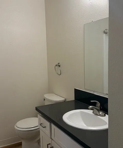 Hallwood Apartments — Photo 25