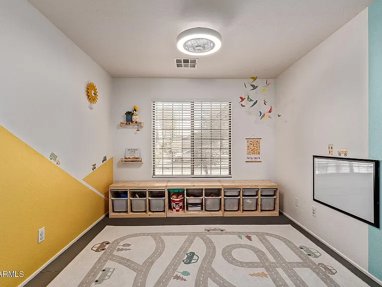 15864 W Anasazi St — Photo 8
