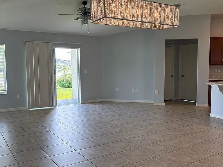 4751 Maplewild Ln — Photo 18