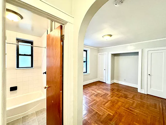 Rented by Pear NYC LLC | media 43