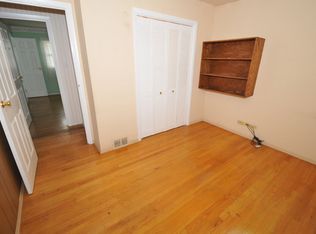 952 N Fischer Dr, Addison, IL 60101