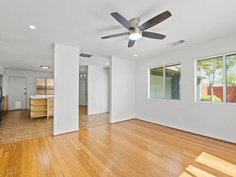 73425 San Nicholas Ave — Photo 15