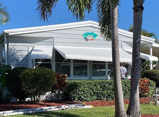 8023 SE Saratoga Dr, Hobe Sound, FL 33455
