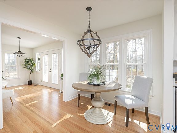 2nd image of 13005 Chancery Ct