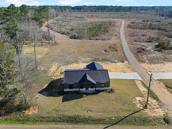 4th image of 607 County Road 310