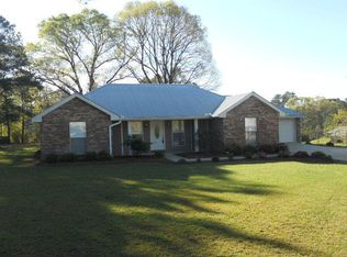9 Natchez Dr, Hattiesburg, MS 39402