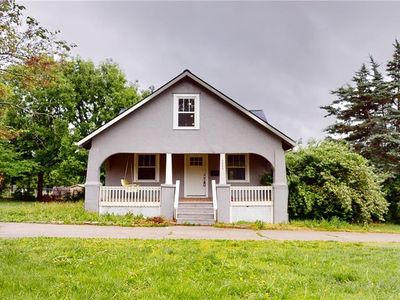 6845 Nieman Rd, Shawnee, KS, 66203