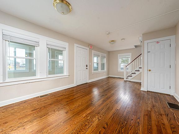 3rd image of 84 Bearses Way