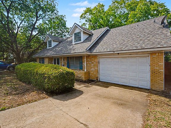 3rd image of 1418 Tatum Dr