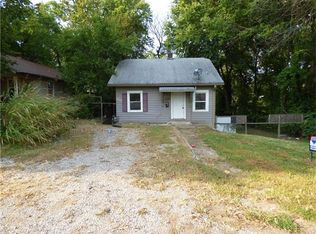1332 Oakland Ave, Kansas City, KS 66102