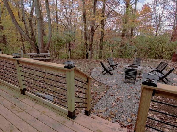 19683 Thompson Ridge Rd, Laurelville, OH 43135
