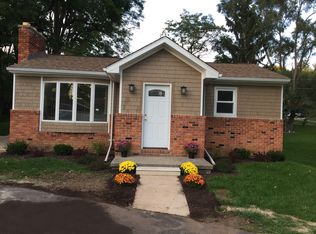 3447 Rush Lake Rd, Pinckney, MI 48169