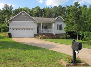 3009 Tolbert Ct, Lowell, NC