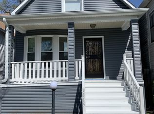 7615 S Champlain Ave, Chicago, IL 60619