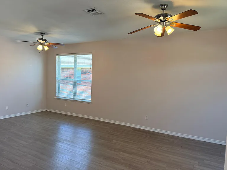 8655 Sumter Way — Photo 3