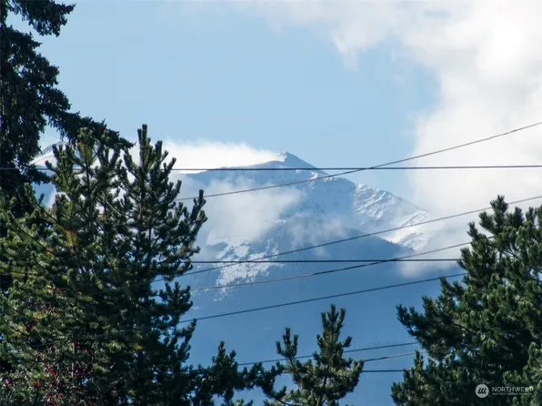 300 Duke Drive, Sequim, WA 98382