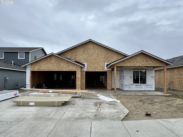 564 Arthur St, Umatilla, OR 97882