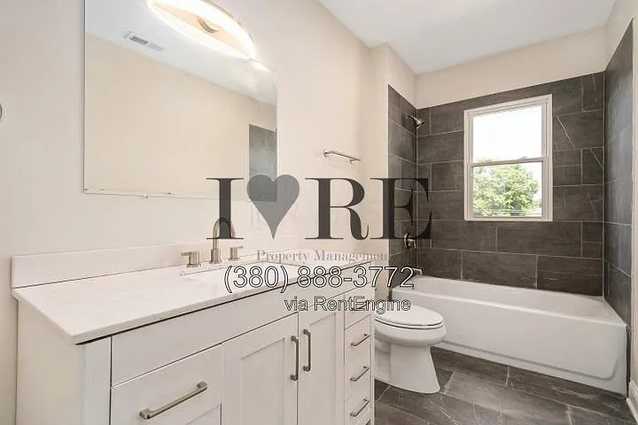 148 N Monroe Ave — Photo 17