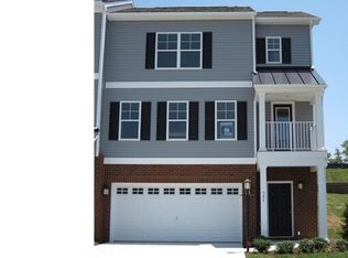 528 Abbey Village Cir, Midlothian, VA 23114