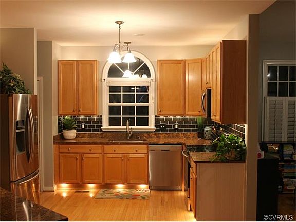 5th image of 4824 Saddleridge Ct