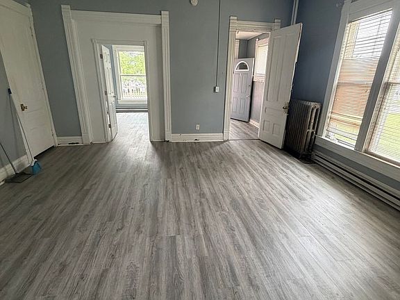 4th image of 519 S Liberty St APT 1