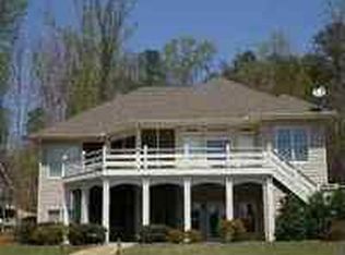 1590 Pointe Royal Rd, Greensboro, GA 30642