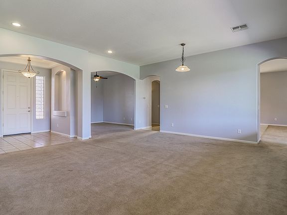 5th image of 15757 W Mercer Ln