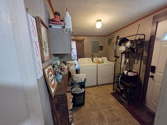 5th image of 2101 Archer St