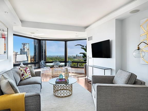 5th image of 301 W 57th St APT 41B