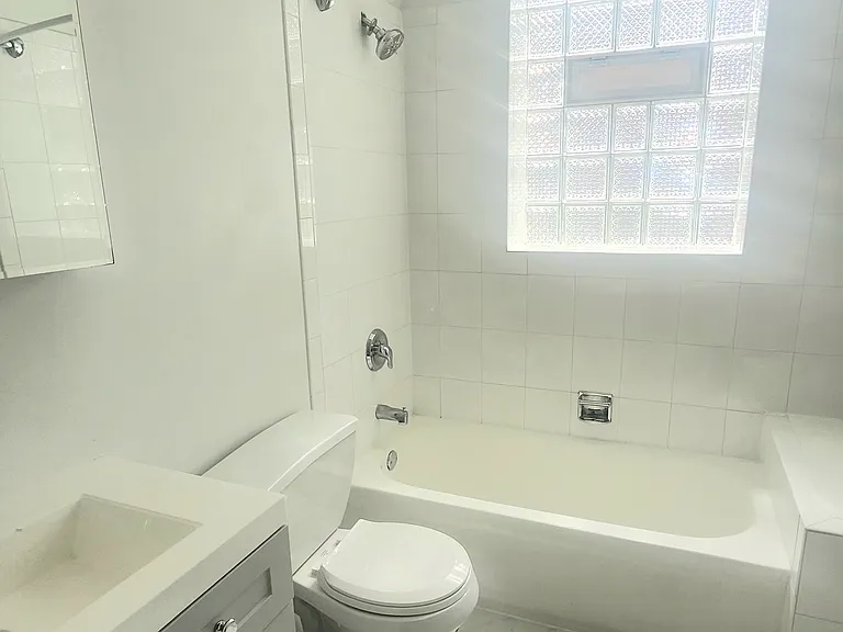 4953 S Calumet Ave #3S — Photo 7