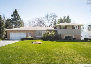 7409 Michael Rd, Orchard Park, NY 14127