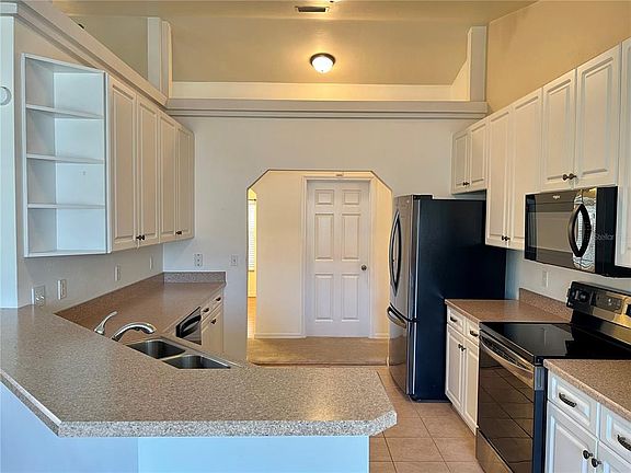 4th image of 19430 NW 164th Rd