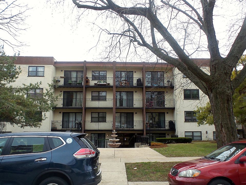 1st image of 1629 W Sherwin Ave #4