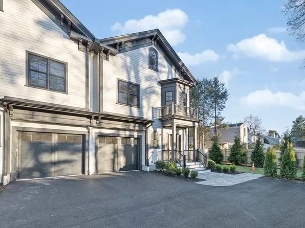 50 Highland Ave #4, Newtonville, MA 02460