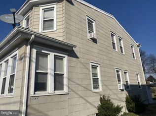 30 Temple Ave, Gloucester City, NJ 08030