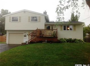 18 Ilex Ln, Liverpool, NY 13090