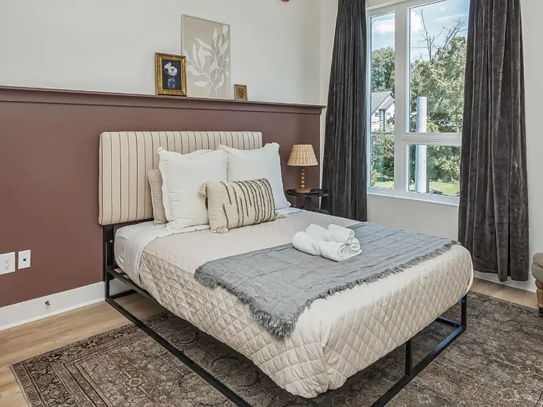 1310 Lischey Ave #201 — Photo 7