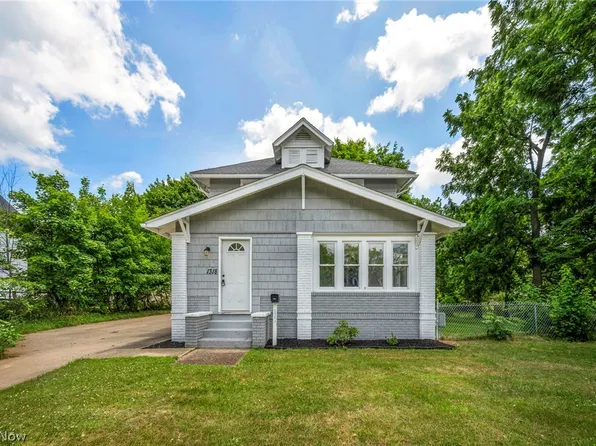 1318 3rd St SE, Massillon, OH 44646