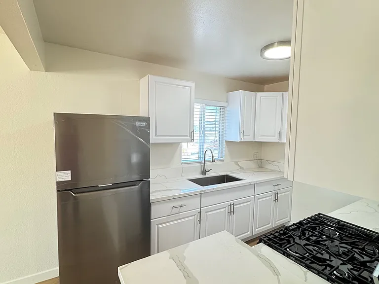 7111 Westview Pl #C — Photo 13