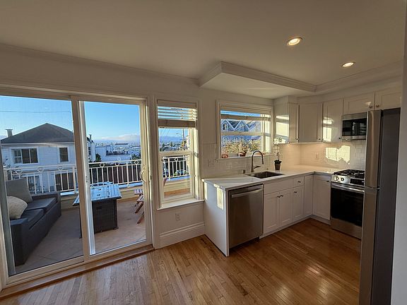 4th image of 119 Peralta Ave APT 1