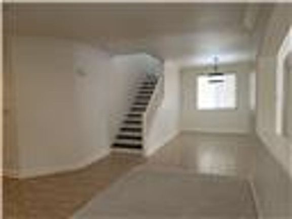 4th image of 73 Daisy Springs Ct