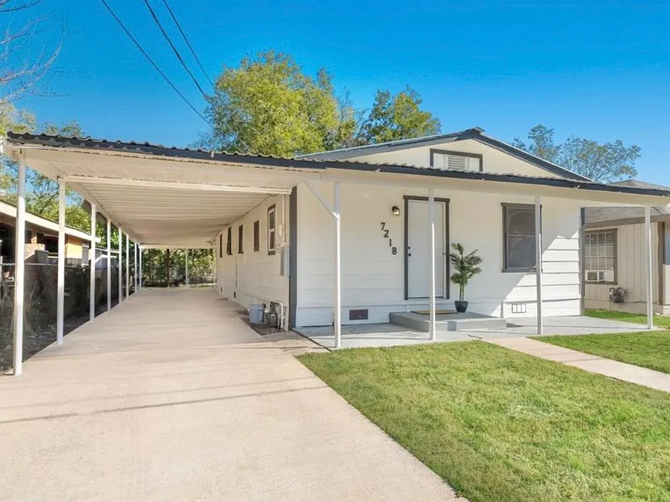 7218 Luna Ct