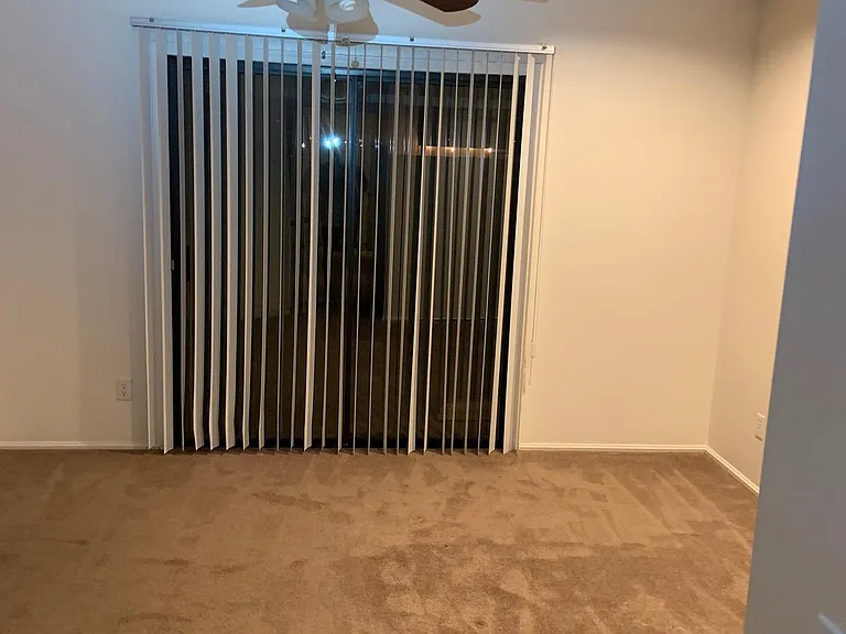 3185 W Robin Ln — Photo 5