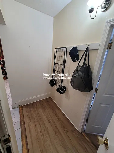 56 Park Vale Ave #9P Photo 1