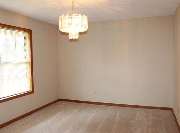 5th image of Frank Williams Ln NE