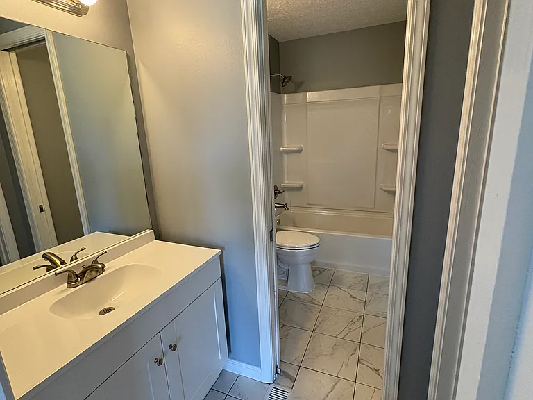 114 Seven Oaks Dr — Photo 12