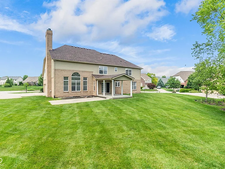 2641 Dawn Ridge Dr — Photo 35