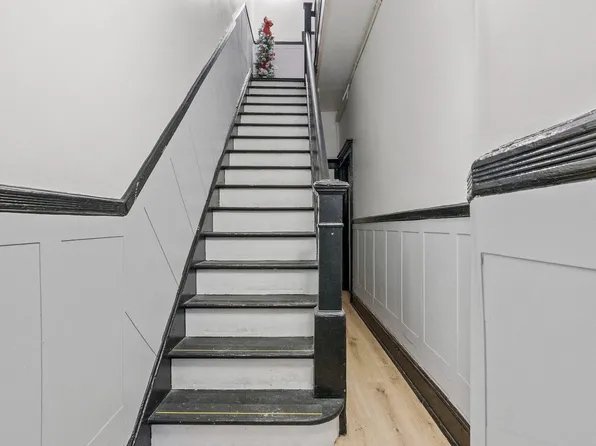 440 52nd Street image 6 of 12